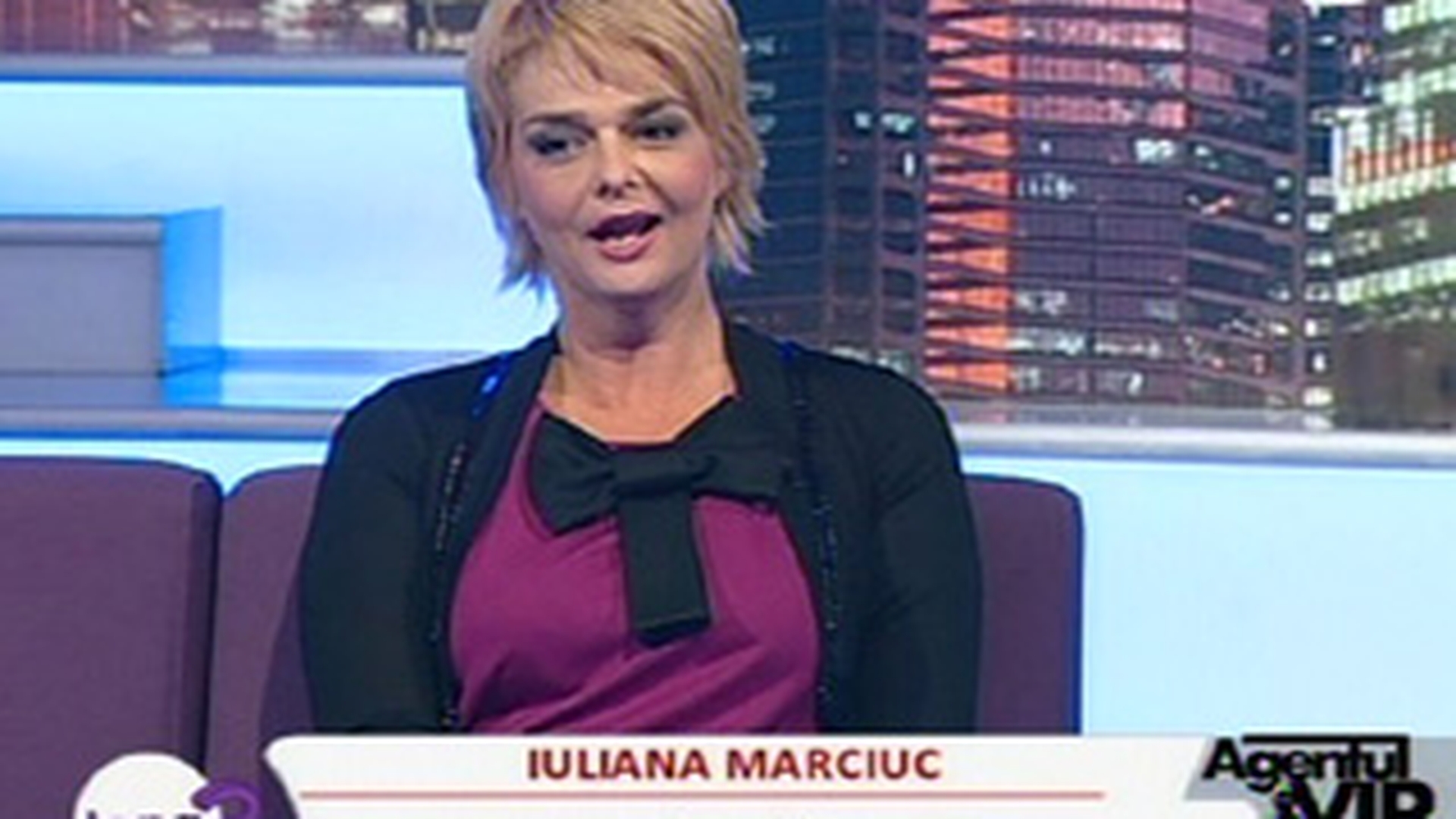 VIDEO Iuliana Marciuc l-a facut pe Cristi Brancu sa isi taie sacoul in emisiune! Afla de ce!
