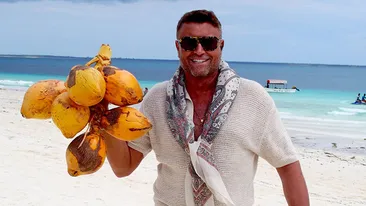 CĂTĂLIN BOTEZATU a avut o vacanţă de pomină! A ajuns în casa unde s-a născut FREDDIE MERCURY!