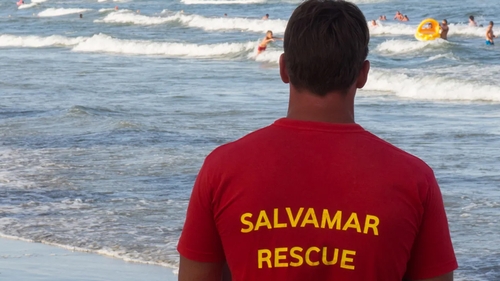 Ce salariu are un salvamar în Mamaia și în celelalte stațiuni de pe litoral acum, în 2025