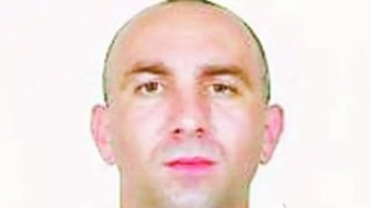 Jandarmul Andrei Marius Pauliuc a fost gasit intr-o balta de sange la Sibiu. Ucis in post la Consulatul german