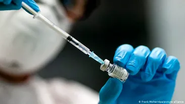 Aproape 56.000 de persoane vaccinate în România, în ultimele 24 de ore. Câte reacții adverse au fost raportate