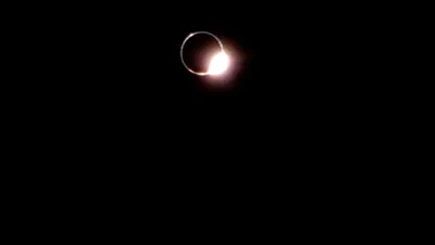 VIDEO & FOTO Cum arată o eclipsă de soare văzută de pe Lună: imagini surprinse de sonda selenară Blue Ghost