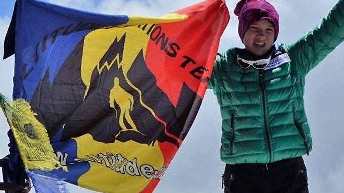 Scene şocante! Trupurile neînsufleţite celor doi copii-minune ai alpinismului românesc au fost recuperate