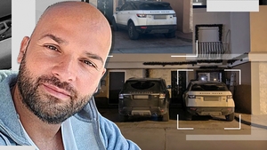 Andrei Ștefănescu a petrecut noaptea cu fosta lui soție, Antonia! Artistul a negat împăcarea cu mama copilului, dar noi avem dovada că cei doi formează din nou un cuplu!