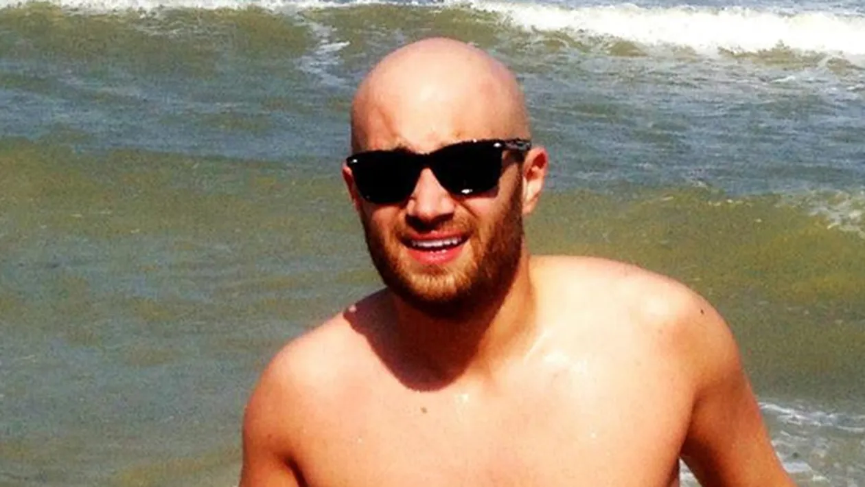 Mihai Bendeac e dator vândut! A rămas si fără emisiune, si fără bani! Vezi ce sumă datoreaza trustului in care lucrează