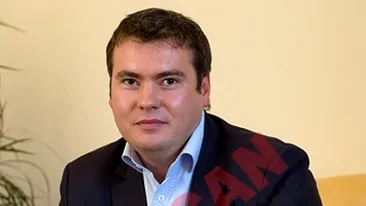 A vorbit la telefon de 1.800 lei, din concediu