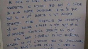 Afișul ilar care a apărut într-un bloc din București după Referendum! Administratorul i-a amenințat pe proprietari: „Noi așa ceva nu tolerăm!”