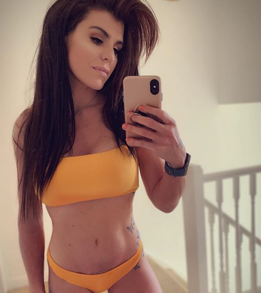 Cum arată femeia care a slăbit 50 de kilograme și marile agenții de modele se bat pentru ea!