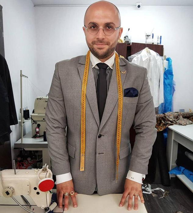 Designerul Dragoș Săndulache te învață ce ținută să alegi pentru masa de Paște