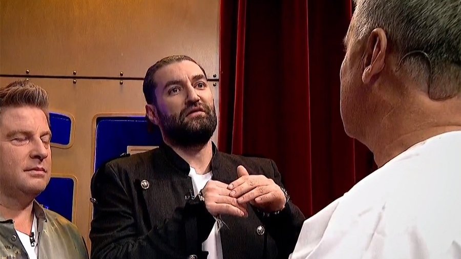 Scandal în culise la Românii au Talent de la Pro TV! Smiley, atacat de un concurent: "Mă duc la altă televiziune"
