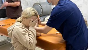 Ți se rupe sufletul! Lesya, o ucraineancă din Kiev, și-a salvat fiica și băiețelul unei prietene de la moarte. Rușii trăgeau fără milă: ”Te iubesc! Suntem împușcați”
