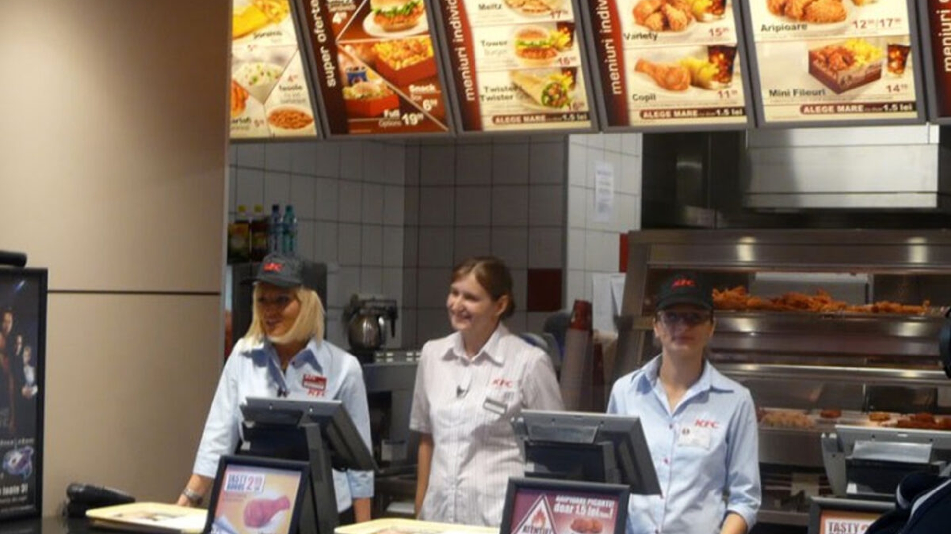 I-am făcut calculul! Ce salariu are un angajat KFC în București, acum, în octombrie 2022