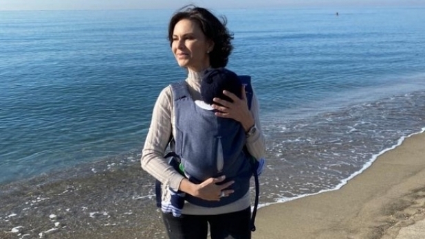 Ramona Bădescu, despre viața în izolare cu băiețelul său de șapte luni: ”Mi-e frică pentru copilul meu și pentru soțul meu”