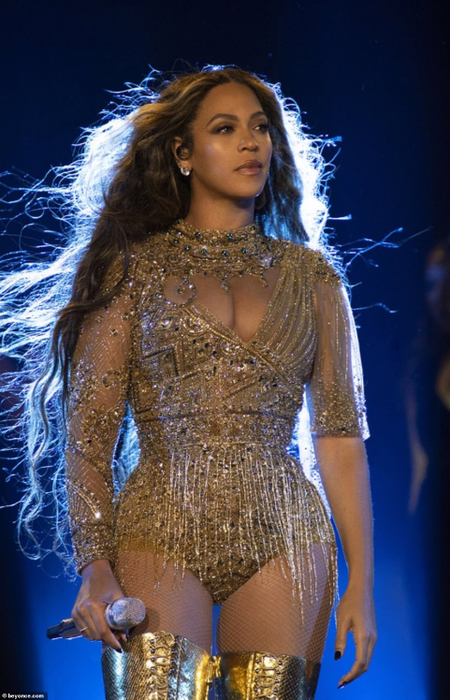 Beyoncé a cântat la nunta fiicei celui mai bogat om din India!