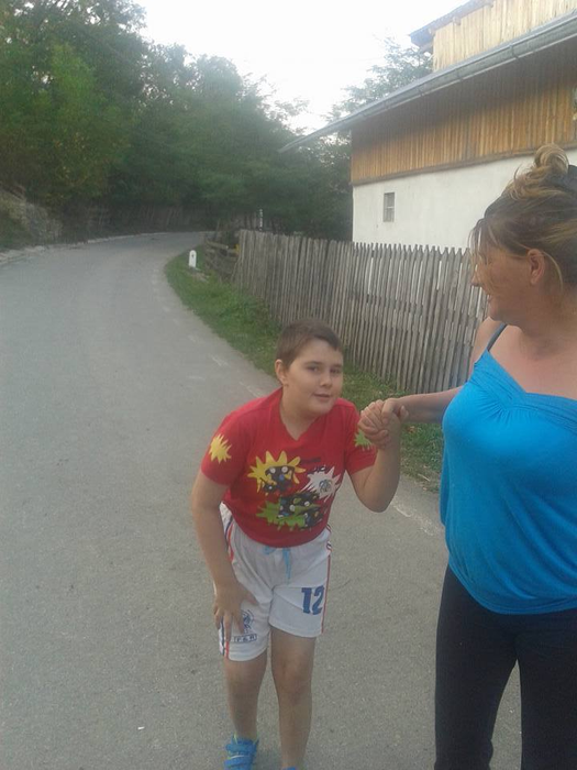 Răsturnare de situaţie în cazul Violetei, la puţin timp după ce echipa emisiunii „Visuri la cheie” i-a refăcut casa! Ce s-a întâmplat cu băieţelul mic, bolnav de autism