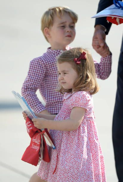 Sărbătoare mare în Anglia! Prințesa Charlotte a împlinit 3 ani