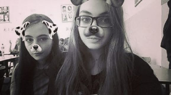 Adolescenta este o elevă model