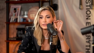Alina Eremia, despre debutul în cariera sa de cântăreață: ”E greu pentru un nou venit”