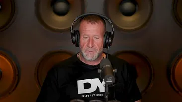 Dorian Yates, cel mai renumit culturist britanic, vorbește despre începuturile carierei sale: ” Da, eram golan, mă băgam în probleme cu bătăi”