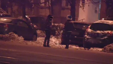 Fetite inghetate in Bucuresti, toata iarna gasesti! Uite cum s-au infofolit prostituatele in cea mai geroasa noapte din an!