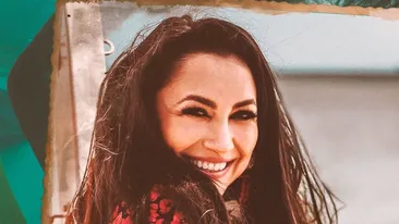 Andra Măruță, ipostază rară la piscină în costum de baie: ”Stai liniștit să faci o poză când...”