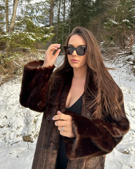 Iustina, siluetă top la 4 luni de la naștere! Imagini speciale din Filipine