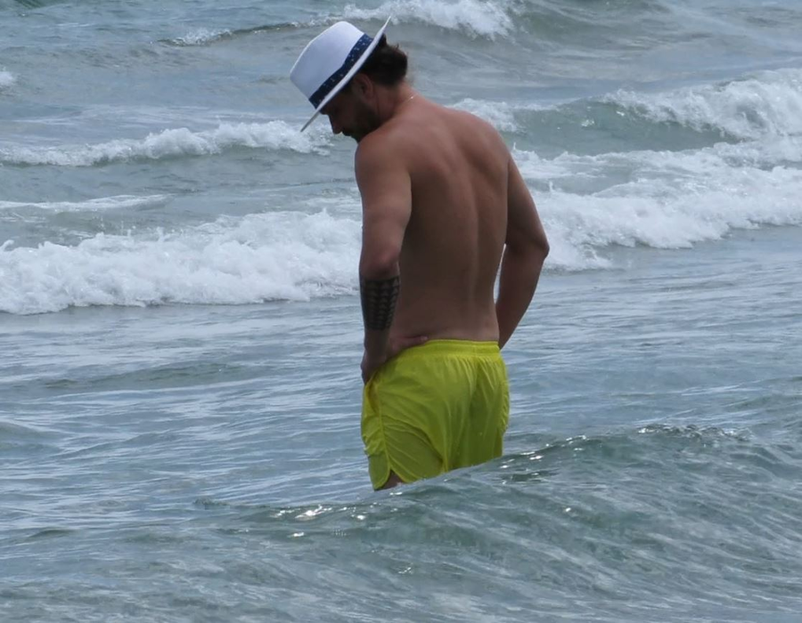 Bogdan Vlădău a cam dezamăgit pe plaja din Mamaia