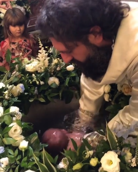 Clipe teribile pentru Andreea Popescu. Băiețelul ei, Ioachim, a ajuns de urgență la spital. “Aveți grijă!” Medicii i-au…