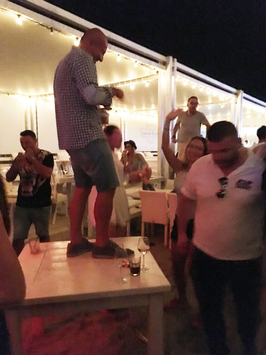 Fostul iubit al Roxanei Nemeş s-a consolat extrem de rapid în braţele "Reginei fitnessului"