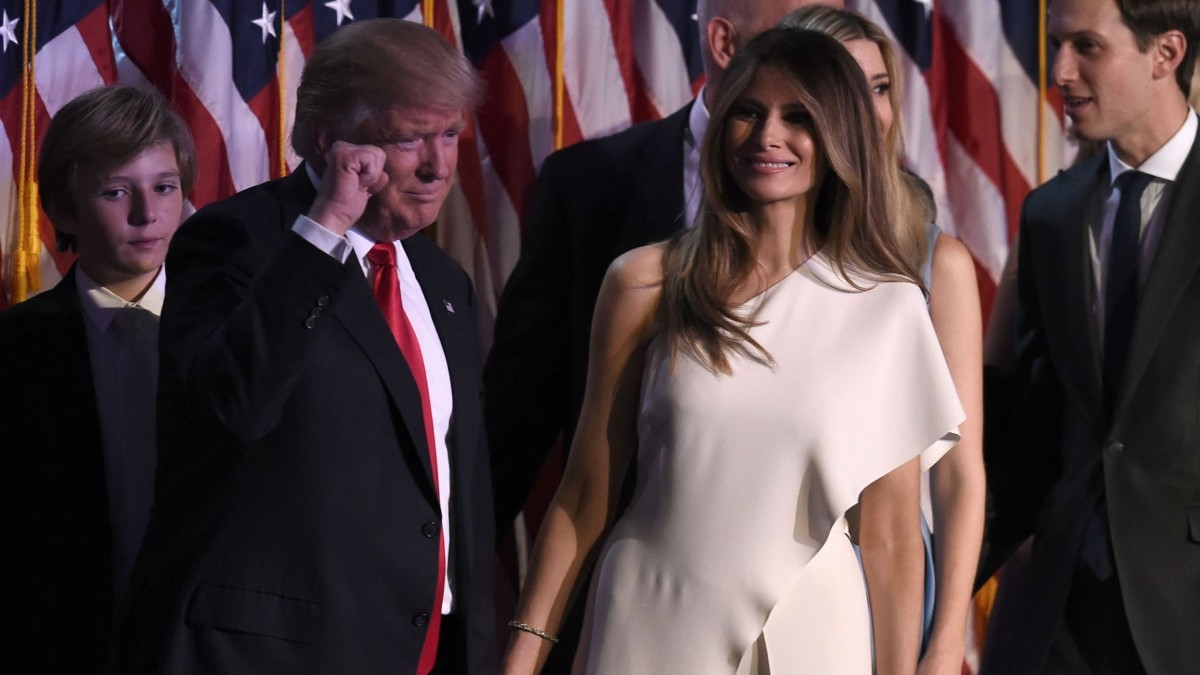 Discuție telefonică uluitoare între Trump și o fetiță de 7 ani: ”Încă mai crezi în Moș Crăciun?” VIDEO