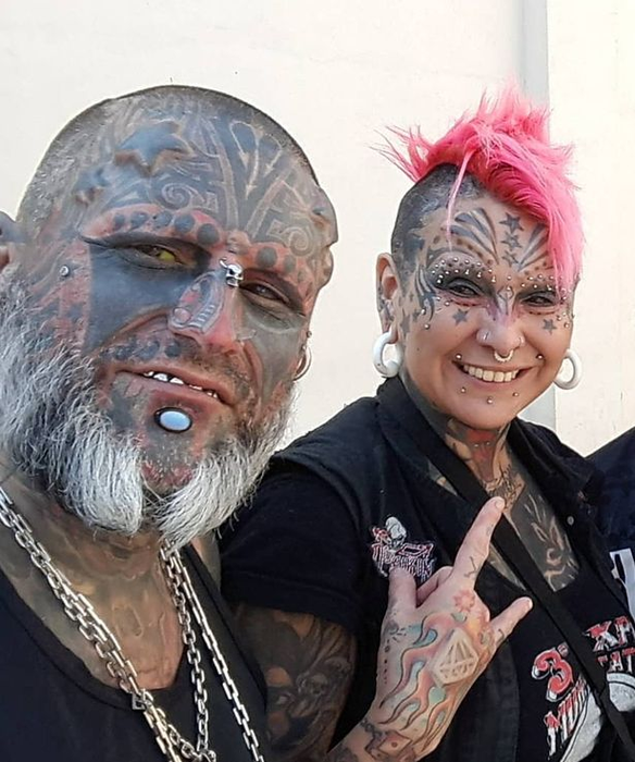 FOTO | Cum arată bărbatul cu tatuaje pe 95% din suprafața pielii. Transformarea este uluitoare