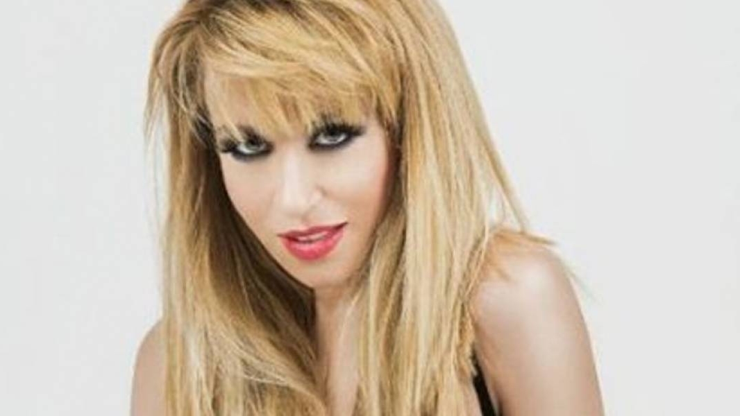 Artista i-a înnebunit pe fani cu noul tatuaj din zona intimă! Foto exploziv