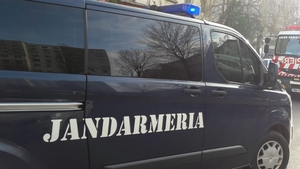 Cum a încercat un tânăr din Iași să furnizeze un „cui” unui prieten aflat într-un centru de carantină