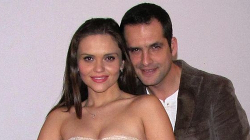 Madalin Ionescu a innebunit cand a vazut imaginile acestea! Cristina Siscanu, obligata sa se sarute cu Mircea Solcanu!
