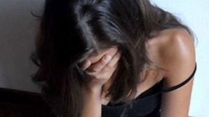 "Am fost violata pana dimineata". O tanara din Iasi a povestit cum a fost fortata sa se prostitueze de iubitul ei