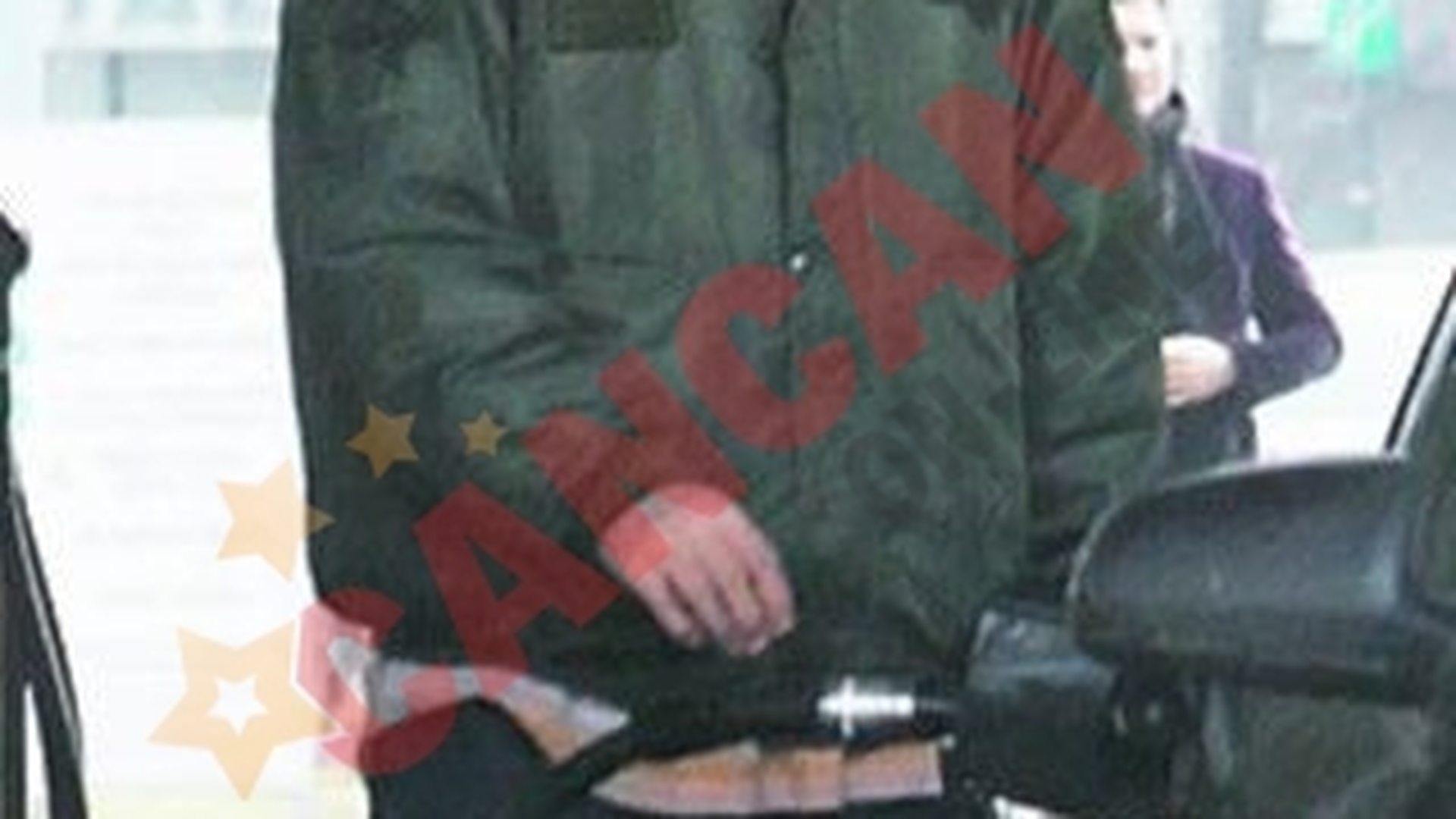 Isi face plinul cu "de toate"