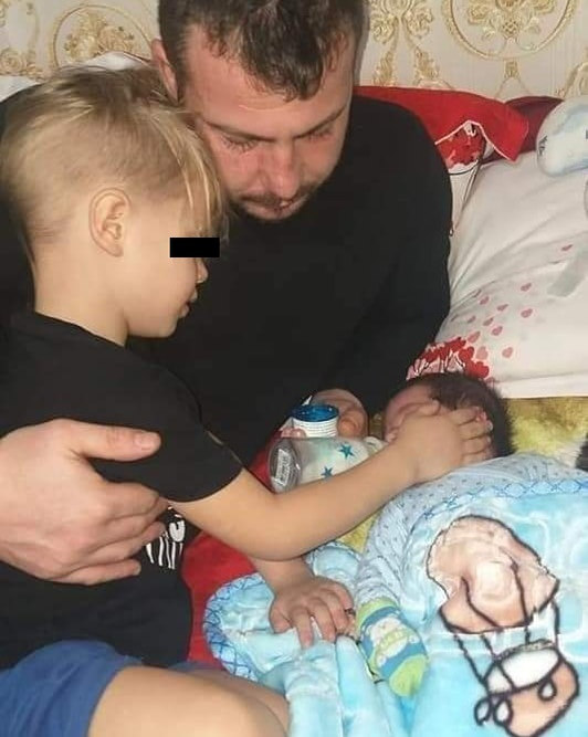 Ionut Alfred și copiii lui/ Foto: Facebook