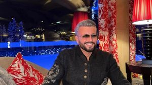 Cum l-a atacat un influencer pe Cătălin Botezatu: “Aplicația nu poate defini bine chipul”