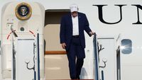 Scenariu desprins din „James Bond” pentru Trump. Președintele american a fost scos pe ascuns din Air Force One
