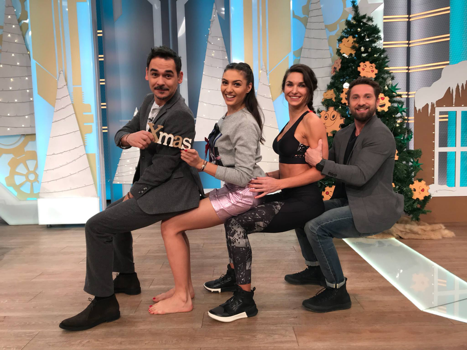 Dani Oțil, vrei să o faci geloasă pe iubita ta?! Poziția sexy în care a fost surprins prezentatorul alături de o antrenoare de fitness HOT