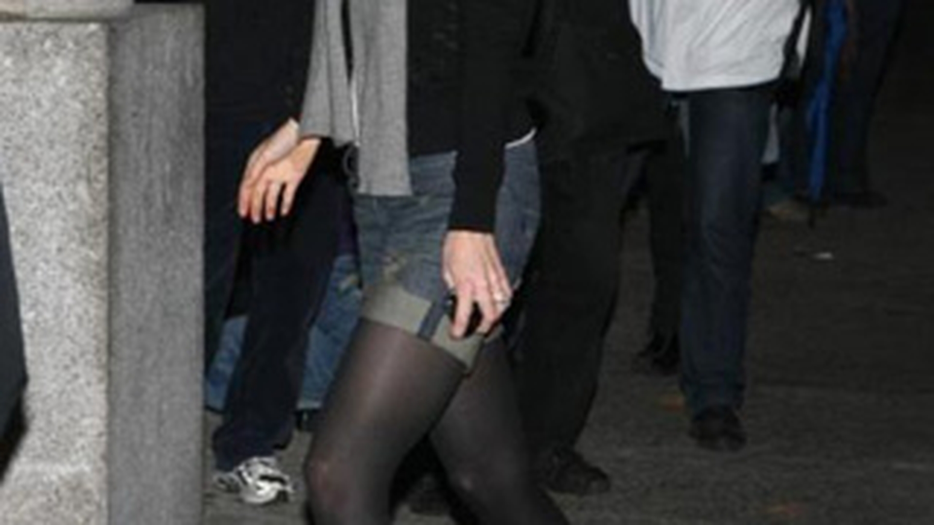 Katie Holmes, dezastru ambulant! Top 10 cele mai mari gafe vestimentare ale nevestei lui Tom Cruise!