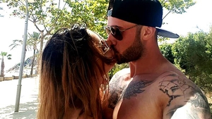 Prânz jucăuş pentru Anamaria Mocanu. Asistenta lui Capatos a căzut în păcat cu un tatuat!