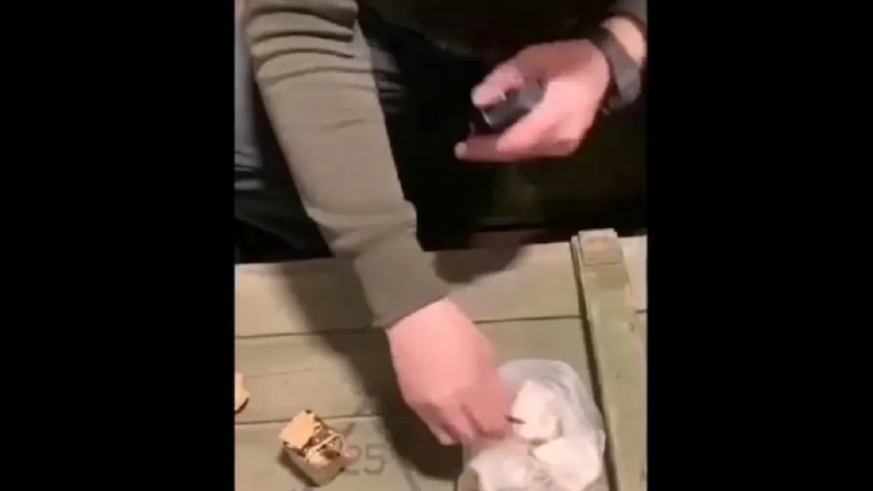 Am aflat motivul ritualului bizar. De ce își ung soldații ucraineni gloanțele cu grăsime de porc