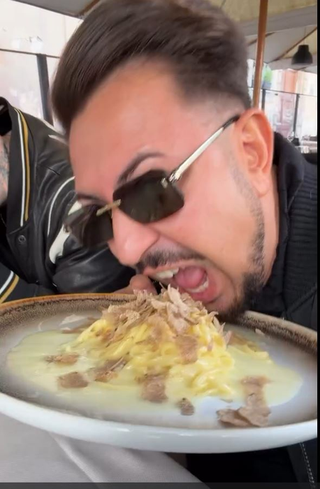 Gestul urât pe care Prințul Marco l-a făcut într-un restaurant de lux din Roma. Cum a decis să guste din pastele comandate