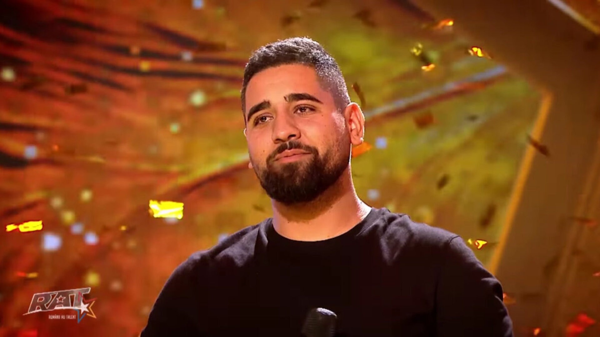 Cine este Ion Cozer, tânărul de 26 de ani care a primit Golden Buzz la Românii au talent. Smiley și Pavel Bartoș l-au trimis direct în semifinală!