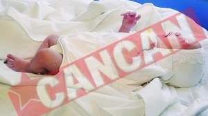 Vrea sa infieze un bebelus abandonat in scara Blocului