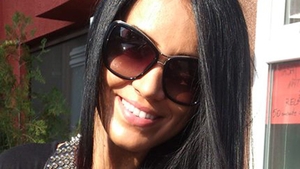Cine o face fericita pe Adelina Pestritu! Bruneta nici nu mai tine cont de aspectul ei fizic: "Ce misto ai iesit fara machiaj"