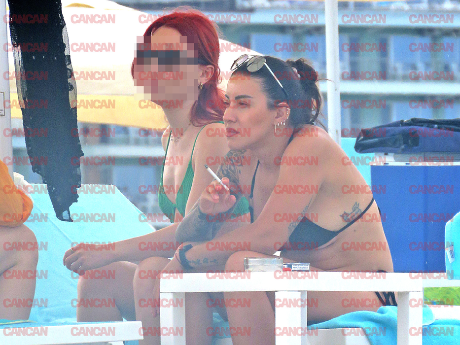 Nicoleta Nucă a mers la mare fără iubit
