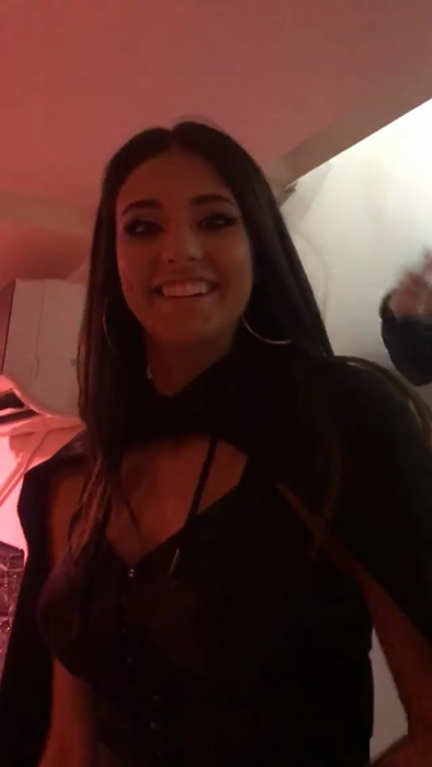 Antonia a organizat o petrecere de ziua ei de naştere.