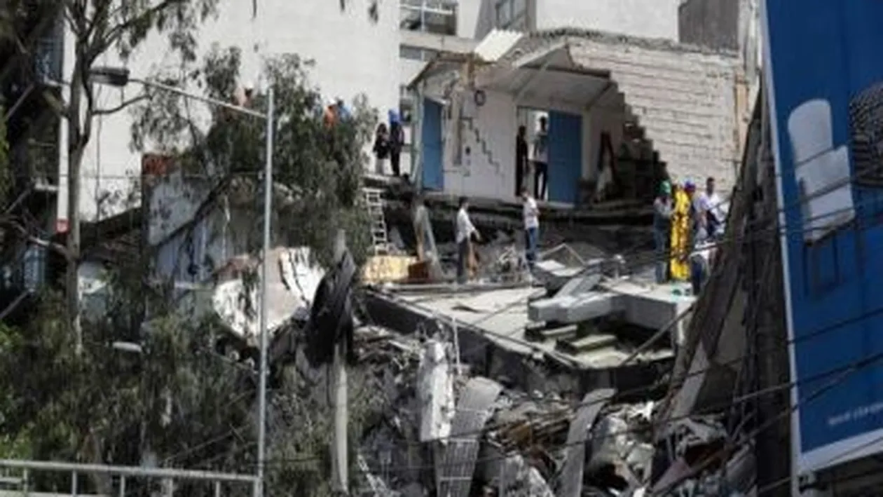 Cutremur puternic în Mexic: 224 de morţi! Imagini şocante